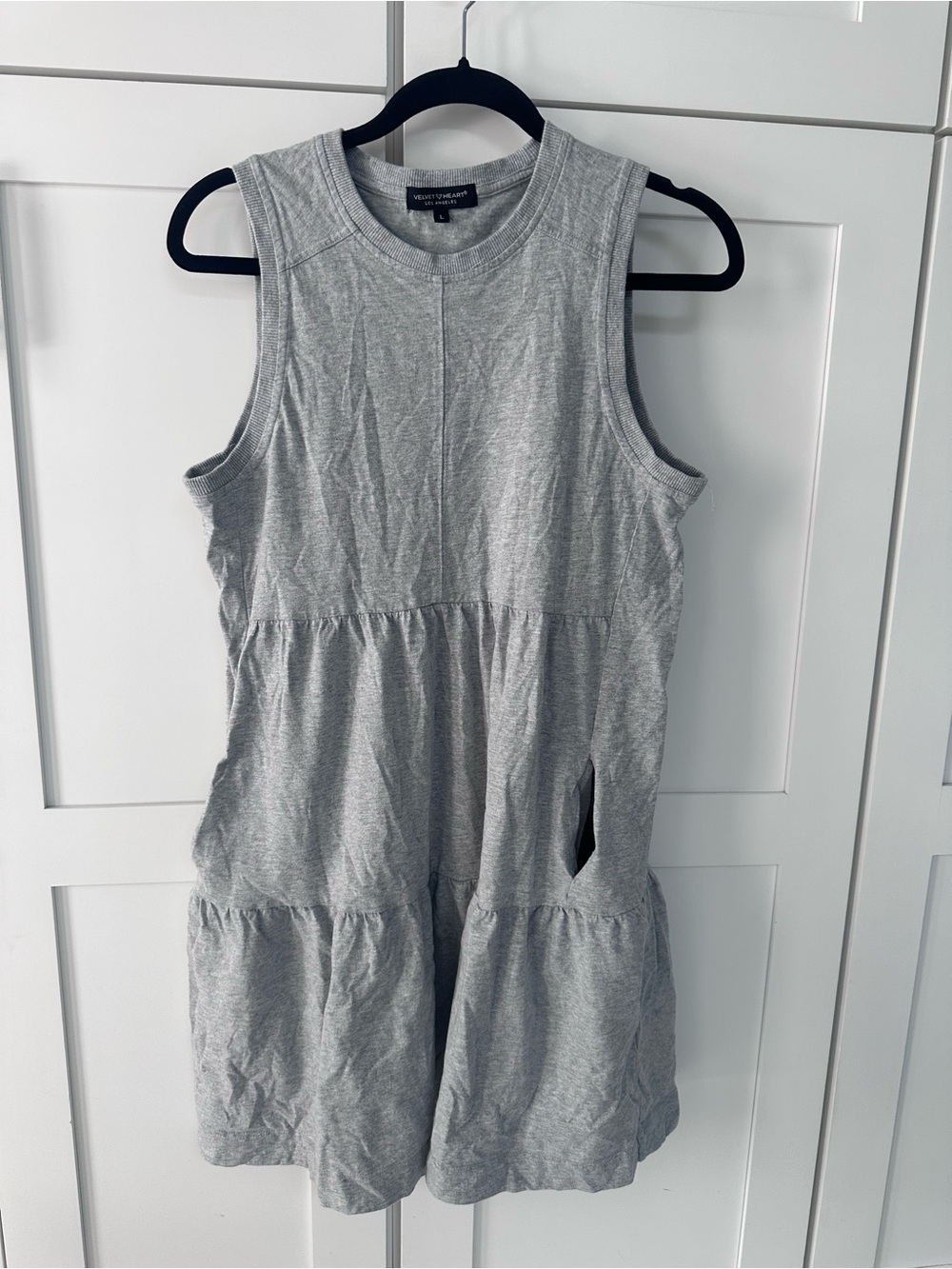 Velvet Heart Grey Sleeveless Tiered Midi Dress , excellent condition L